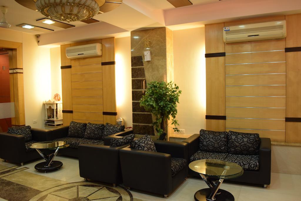 Jai Residency Hotel Gandhidham Ngoại thất bức ảnh