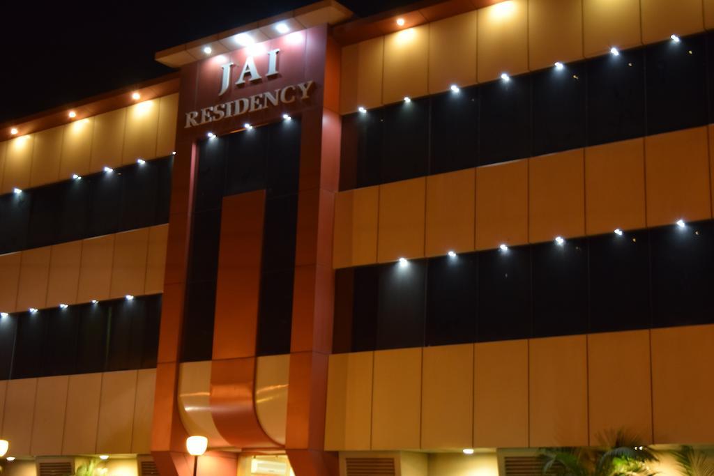 Jai Residency Hotel Gandhidham Ngoại thất bức ảnh